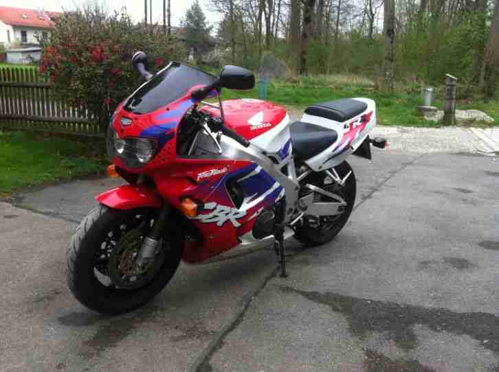 Honda CBR 900 RR SC28 Bad Aibling 45"Km