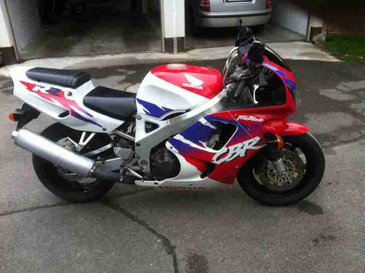 Honda CBR 900 RR SC28 Bad Aibling 45"Km