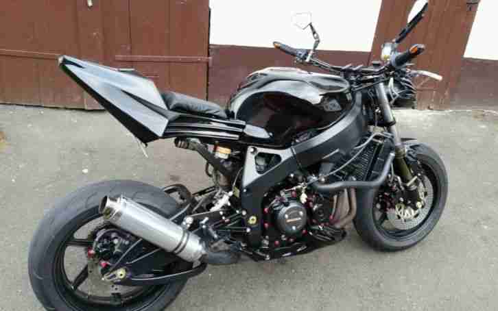 Honda CBR 900 RR SC33 Streetfighter