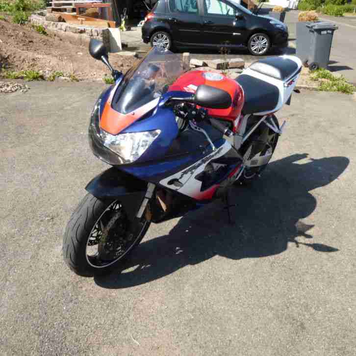 Honda CBR 900 RR SC44 Tüv neu Service neu !!!