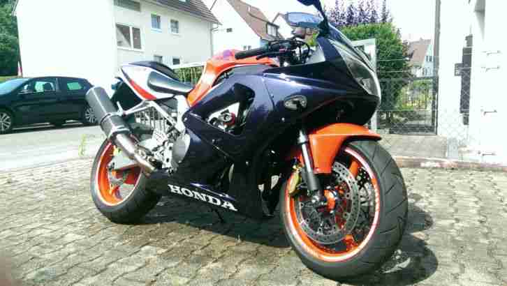 CBR 900 RR SC44 in gepfelgtem Zustand