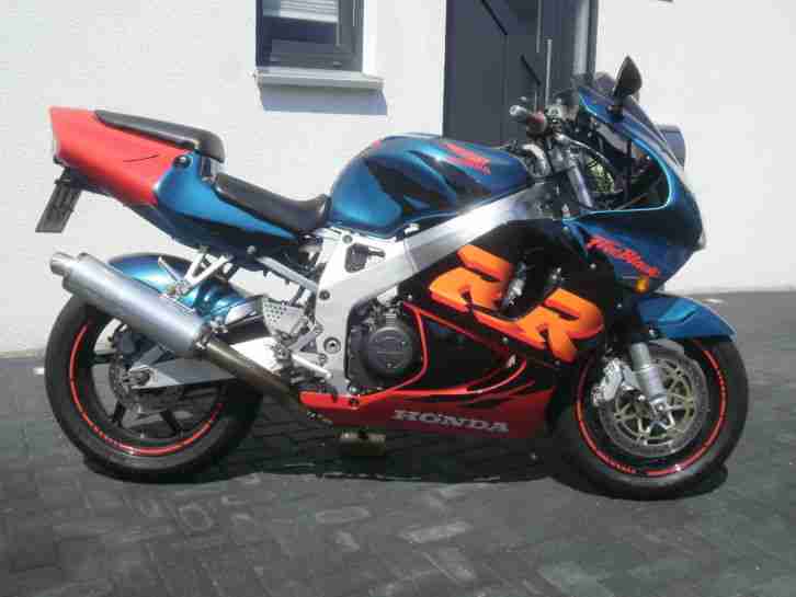 Honda CBR 900RR SC33 Fireblade Einzelstück Superbike Remus uvm. TOP ZUSTAND !!