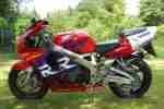 CBR 900RR SC33 Fireblade Supersportler