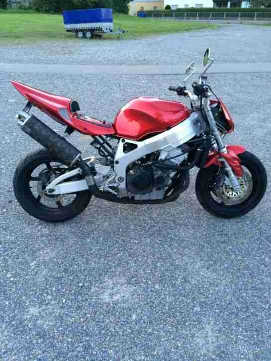 Honda CBR 900rr sc33 Fireblade