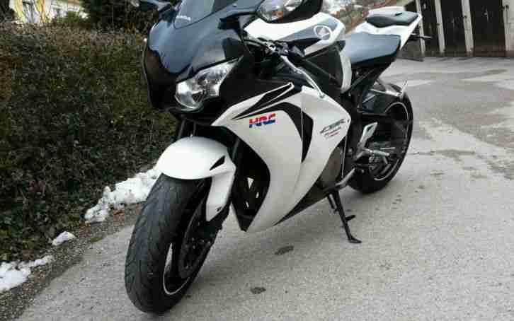 Honda CBR Fireblade 1000RR SC59