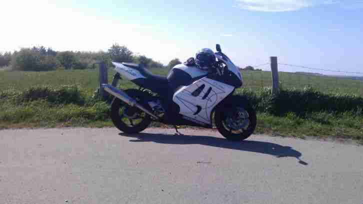 Honda CBR PC 31