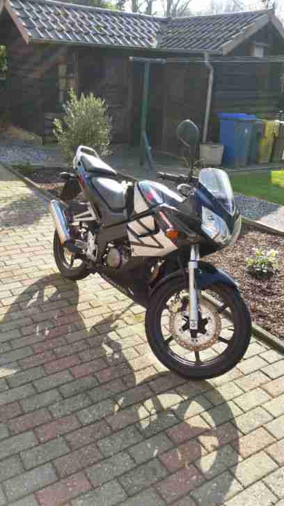 Honda CBR125R 23842