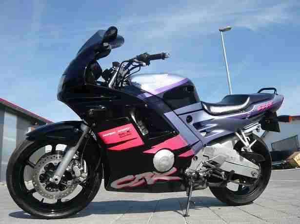 Honda CBR600 ,Tüv bis 2015 :::: nur 1395,-€ !!!!!!