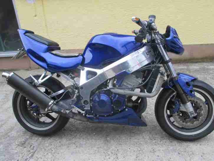 CBR900 Street Figther mit