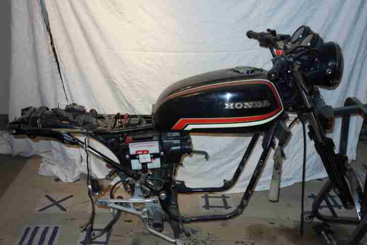 Honda CBX 550 in Teilen