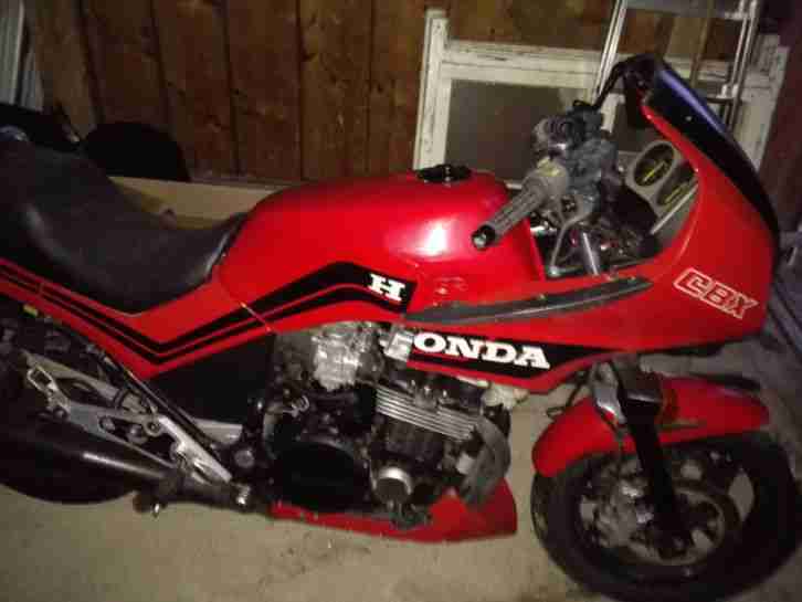 Honda CBX 750 Unfallmotorrad