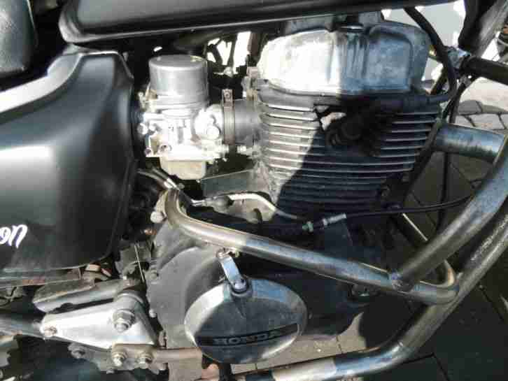 Honda CM 400 T, Tüv 09/2016,guter Zustand,Umbau, Sportauspuff, flacher Sitz.