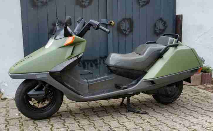 Honda CN 250 Helix Roller