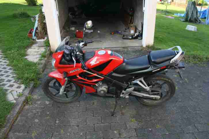 Honda Cbr 125R JC34 BJ 04 Unfallschaden