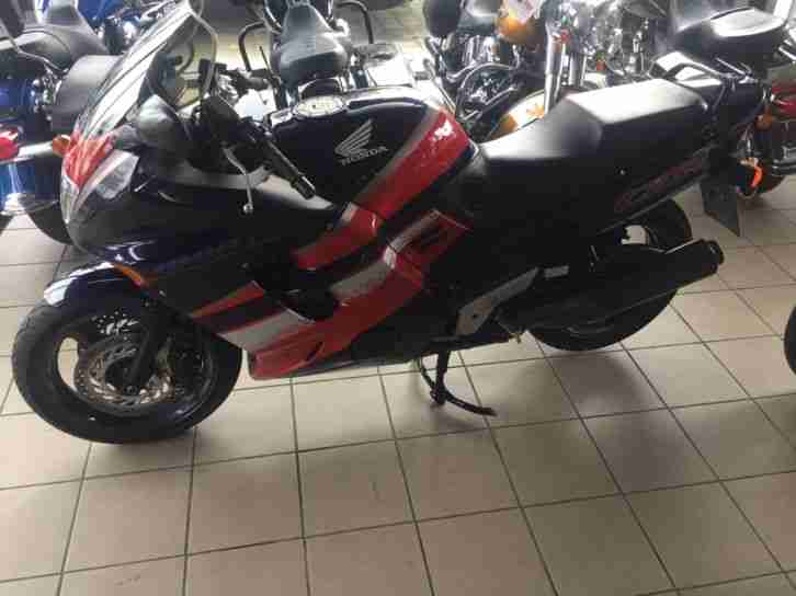Honda Cbr1000f SC24 8800km Reifen Neu
