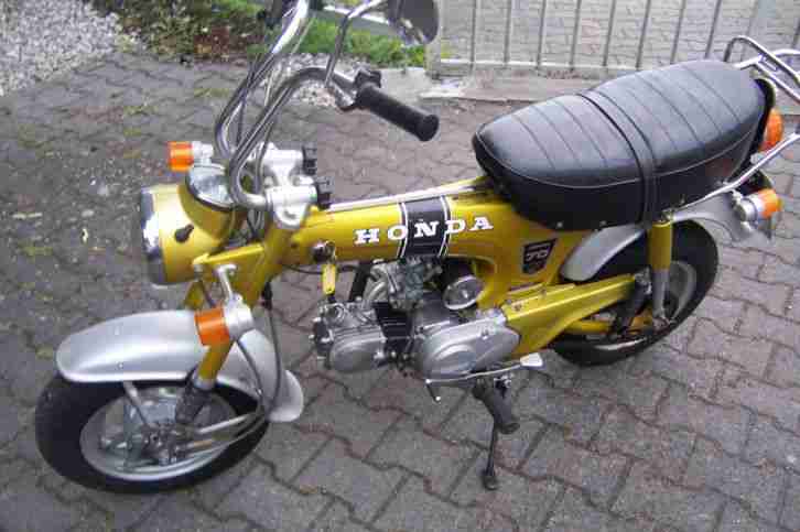 Honda Dax ST 70 Motorrad