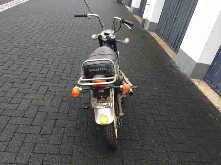 Honda Dax ST 70 Motorrad Garagenfund