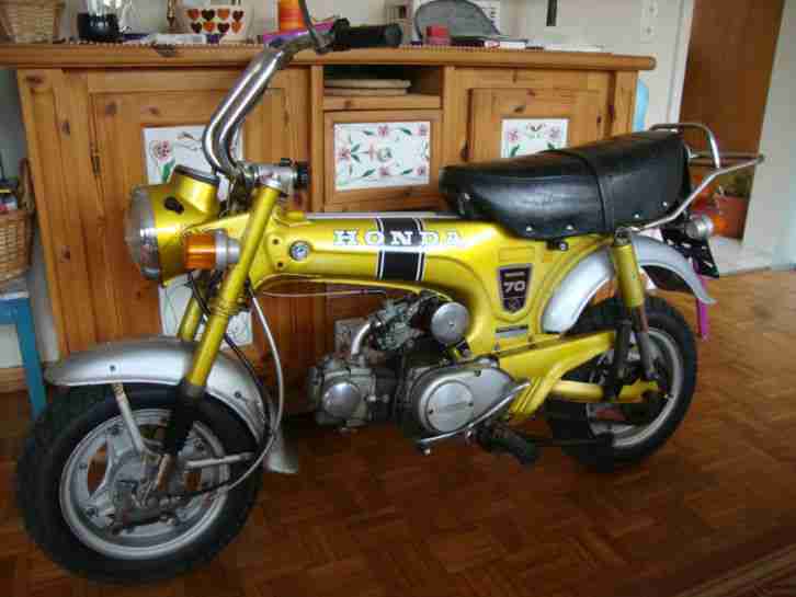Honda Dax ST 70 von 1977 9000 KM