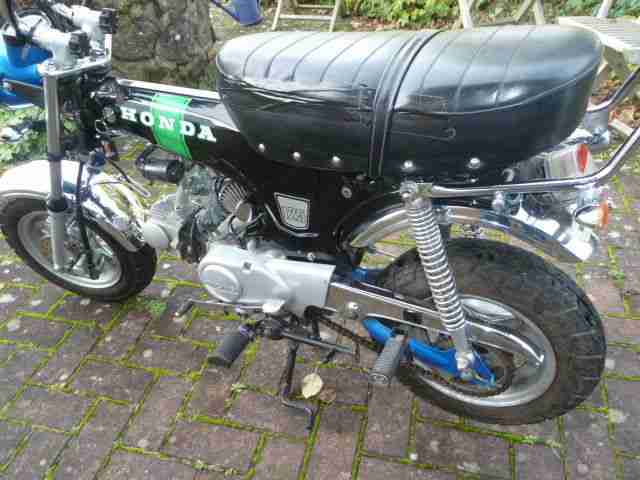 Honda Dax St 125-6 Replika/Nachbau Skyteam 515 km