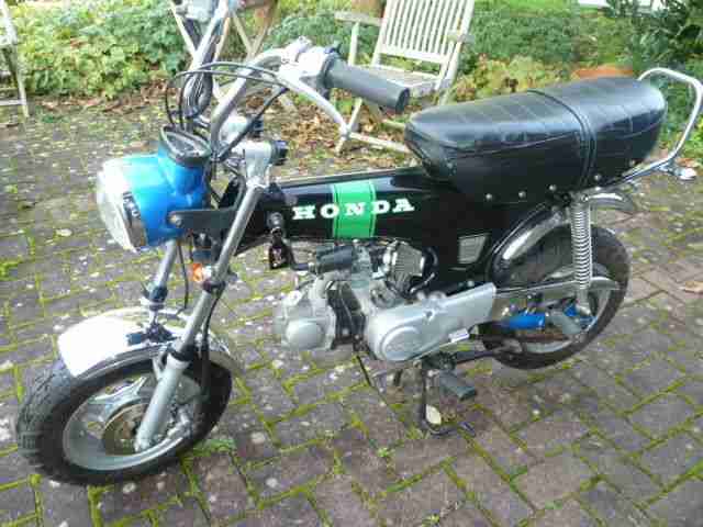 Honda Dax St 125-6 Replika/Nachbau Skyteam 515 km