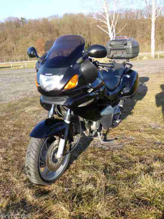 Honda Deauville 650 ehrliche Reisemaschine mit TÜV, zZ.etwa 24000 km