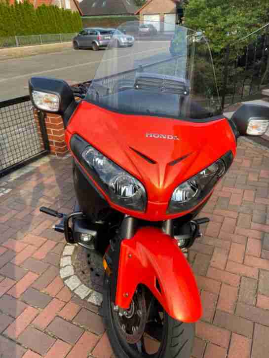 Honda F6 B ( deutsches Modell mit ABS und CBS )