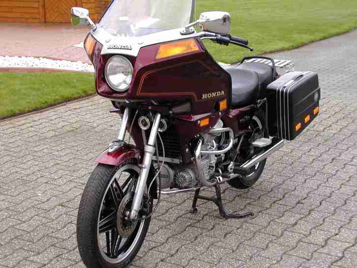 Honda GL 500 Silver Wing, große Koffer, neuer Tüv, Radio/Kassette