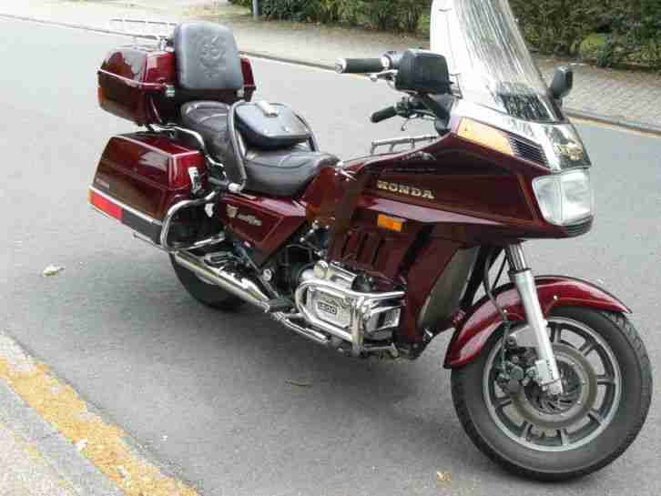 Honda GL1200 Goldwing