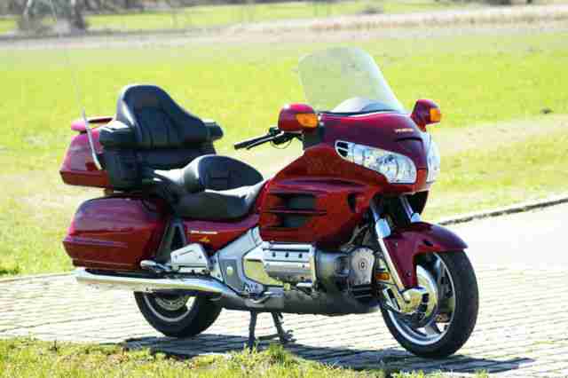 Gold Wing GL 18OO