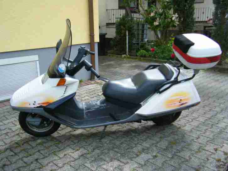 Honda Helix CN 250 Sofaroller