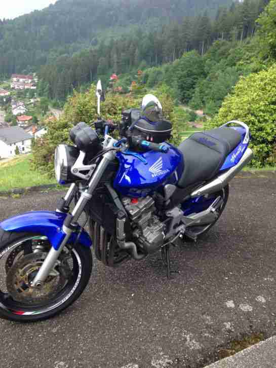Honda Hornet 900