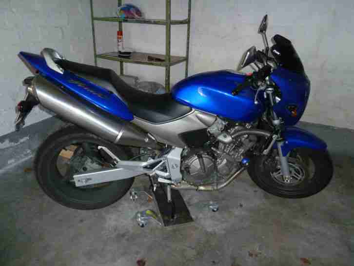 Honda Hornet CBF600F, sehr gut, gepflegt ca. 20TKM, TÜV vom Mai 2014, EZ: 3/2004