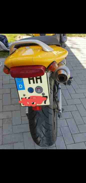 Honda Hornet naked bike macht riesig spass zu fahren