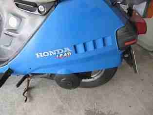 Honda Lead Roller