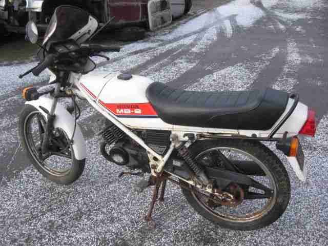 Honda MB 80 S aus 1984 mit Schlüssel +allen Papieren der Motor dreht +hat Funken