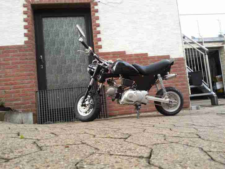 Honda MonKEY ( Replica) Black Dead