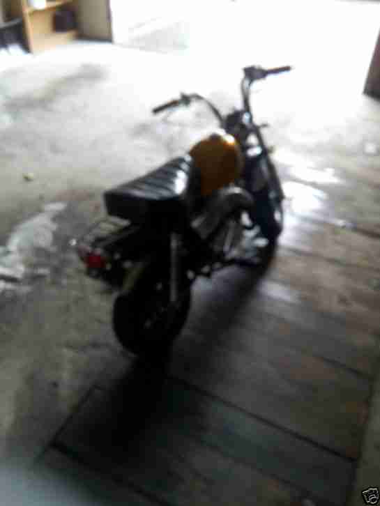 Honda Monkey 125 ccm / Replika Skyteam