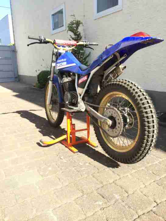 Honda Montesa Cota 309 Trial Dirt Bike 2 Takt
