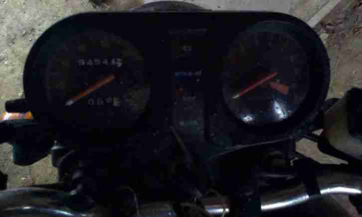 Honda Motorrad Moped CB 250T BJ 08/85 Ersatzteilspender Blinkerglas neu Bastler