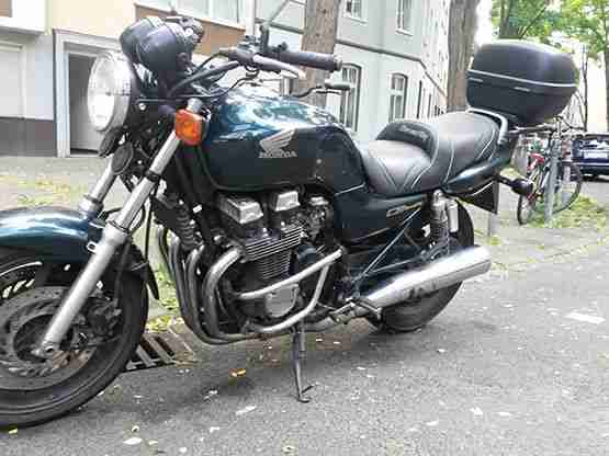 Honda Motorrad Sevenfifty EZ März 1996