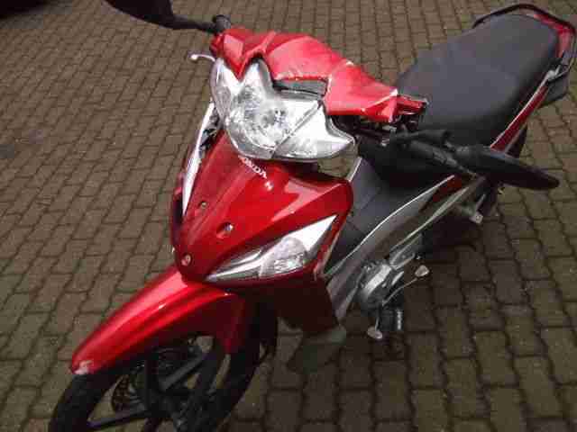 Honda NF 110 i Wave, Leichtkraftrad, Roller, Unfall