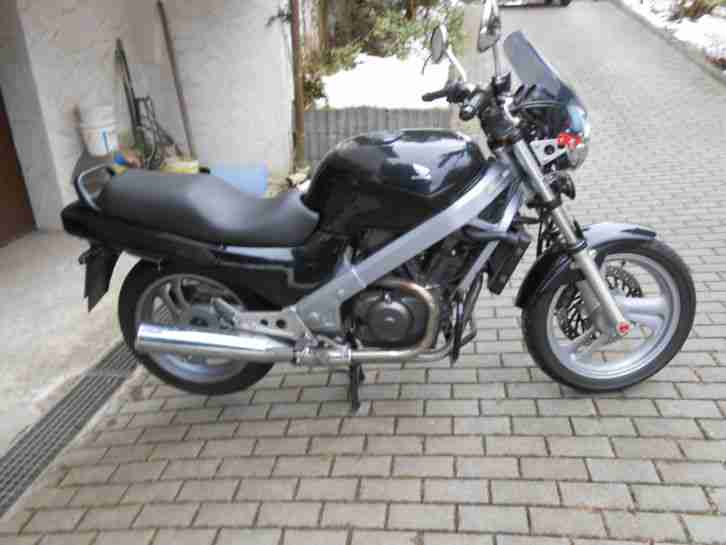 Honda NTV 650