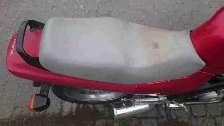 Honda NTV 650 Revere