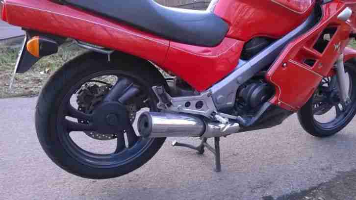 Honda NTV 650 Revere m. Superbike Verkleidung, Bj.94, rot