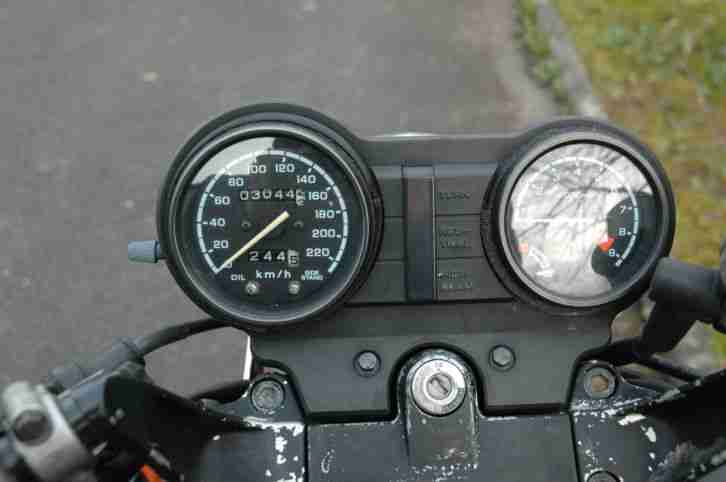 Honda NTV 650 Unfall Bastler