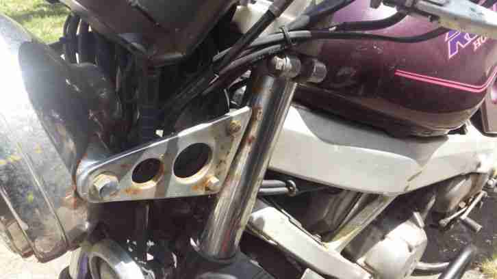 Honda NTV 650 ehemals Gespannmaschine ohne Seitenwagen, sehr niedrige Sitzhöhe