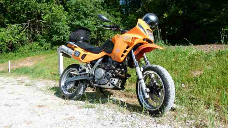 Honda NX Dominator Supermoto