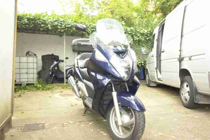 PEE01 Silver Wing 582ccm. Guter