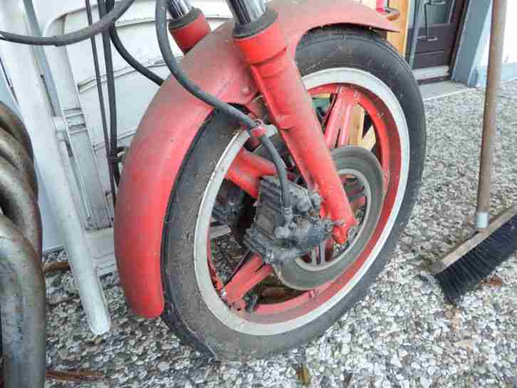 Honda RC 03 600 od. 650 Scheunenfund mit Papieren u. Teilen