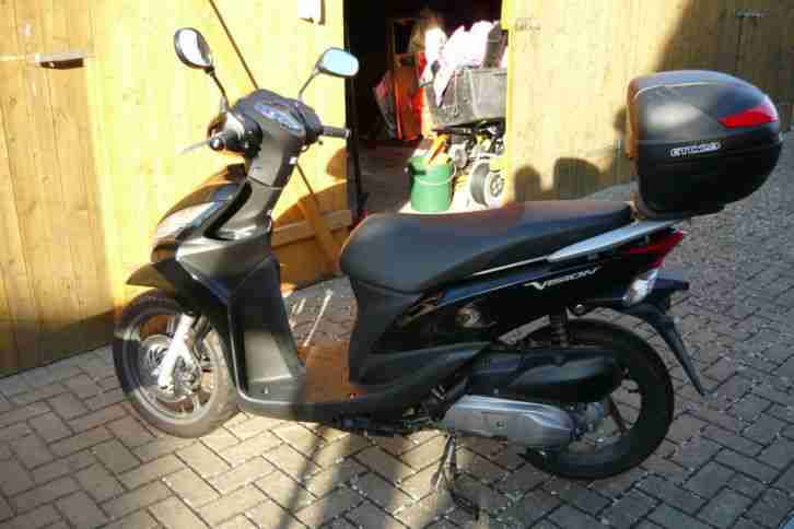 Honda Roller NSC 110 sehr gut